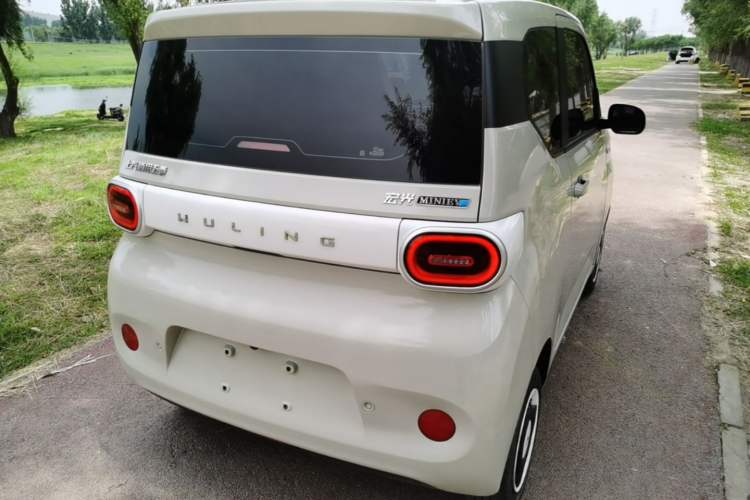 Used Wuling Hongguang MINIEV 2024 3rd Generation 215km Youth Edition Rear Right 45 Deg