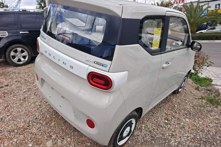 Used Wuling Hongguang MINIEV 2024 3rd Generation 215km Youth Edition Rear Right 45 Deg