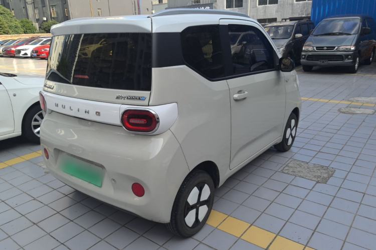 Used Wuling Hongguang MINIEV 2024 3rd Generation 170 km Rear Right 45 Deg