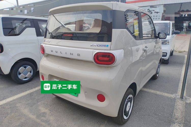 Used Wuling Hongguang MINIEV 2024 3rd Generation 215km Youth Edition Rear Right 45 Deg