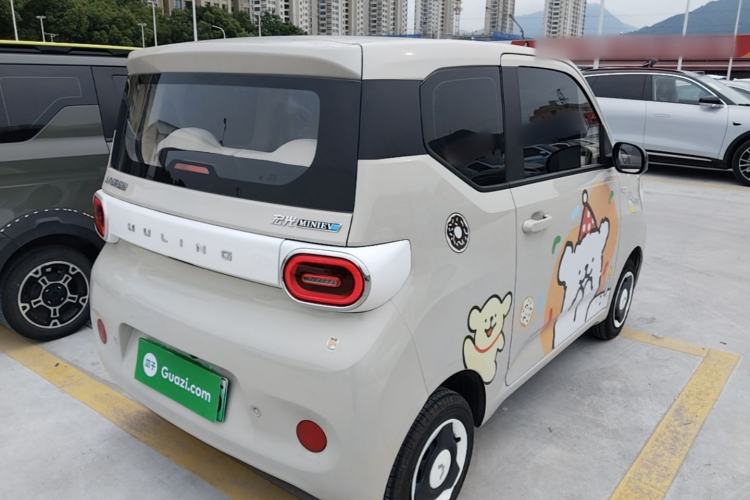 Used Wuling Hongguang MINIEV 2024 3rd Generation 215km Youth Edition Rear Right 45 Deg