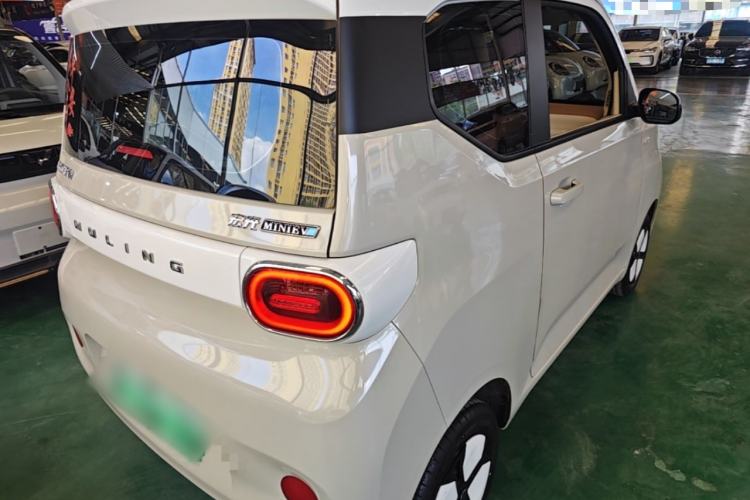 Used Wuling Hongguang MINIEV 2024 3rd Generation 215km Advanced Version Rear Right 45 Deg