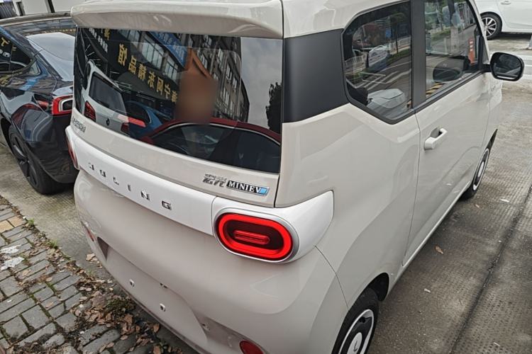 Used Wuling Hongguang MINIEV 2024 3rd Generation 215km Youth Edition Rear Right 45 Deg