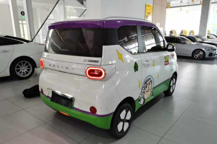 Used Wuling Hongguang MINIEV 2024 3rd Generation 215km Advanced Version Rear Right 45 Deg