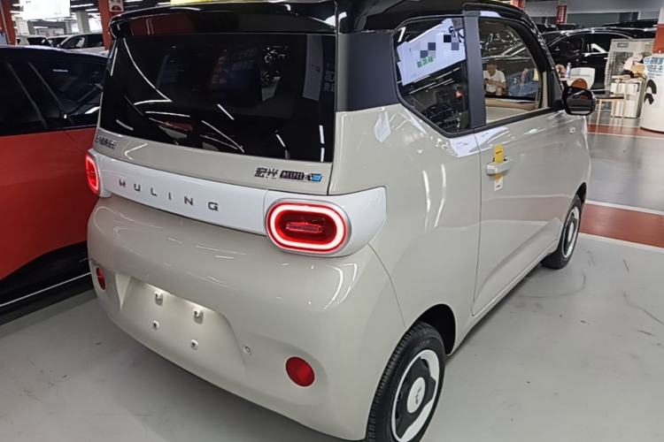 Used Wuling Hongguang MINIEV 2024 3rd Generation 215km Youth Edition Rear Right 45 Deg