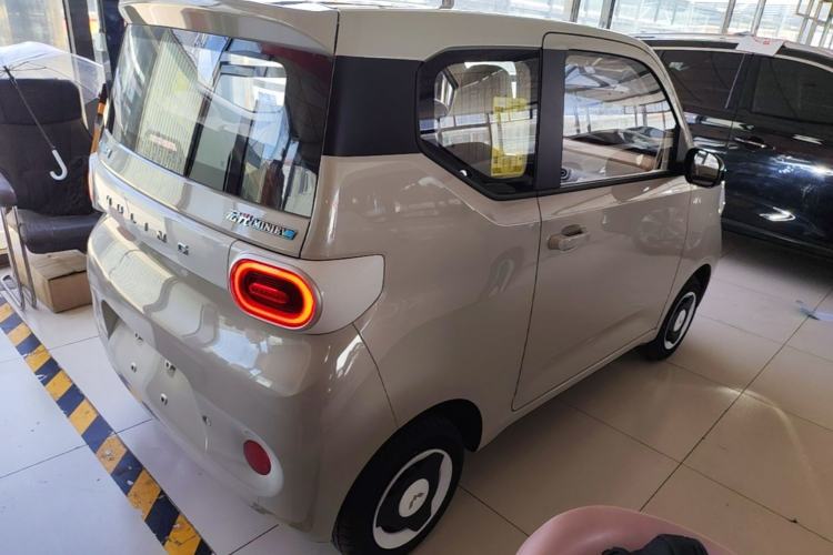 Used Wuling Hongguang MINIEV 2024 3rd Generation 215km Youth Edition Rear Right 45 Deg