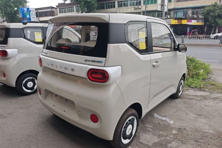 Used Wuling Hongguang MINIEV 2024 3rd Generation 215km Youth Edition Rear Right 45 Deg
