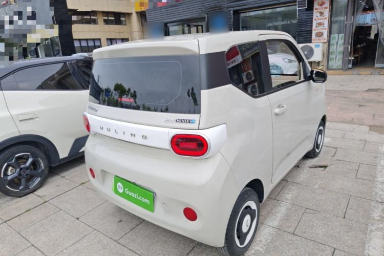 Used Wuling Hongguang MINIEV 2024 3rd Generation 215km Youth Edition Rear Right 45 Deg