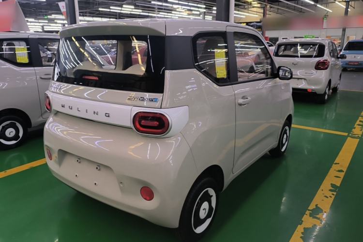 Used Wuling Hongguang MINIEV 2024 3rd Generation 215km Youth Edition Rear Right 45 Deg