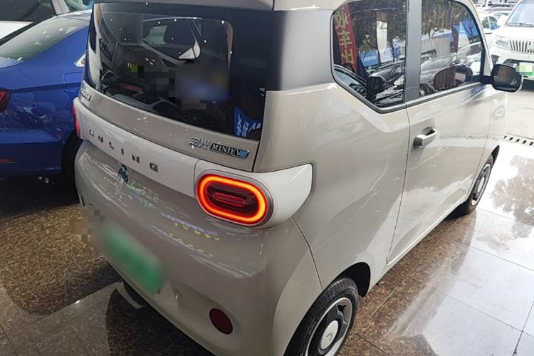 Used Wuling Hongguang MINIEV 2024 3rd Generation 215km Youth Edition Rear Right 45 Deg