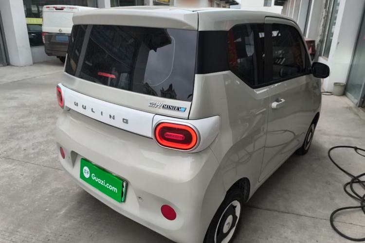 Used Wuling Hongguang MINIEV 2024 3rd Generation 215km Youth Edition Rear Right 45 Deg
