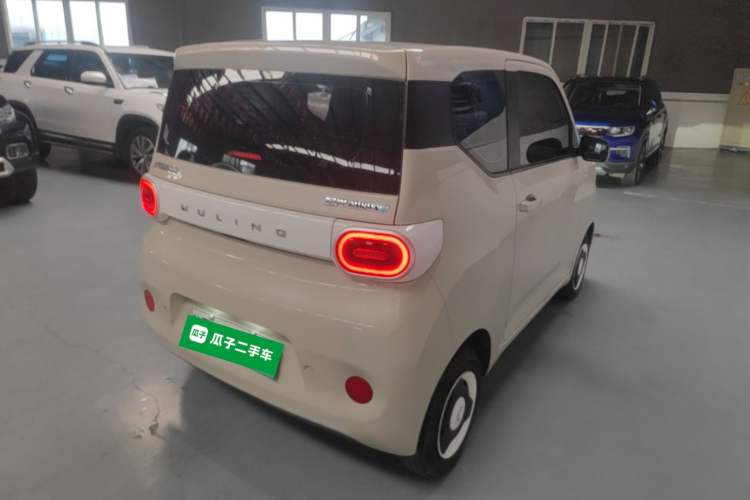 Used Wuling Hongguang MINIEV 2024 3rd Generation 215km Youth Edition Rear Right 45 Deg
