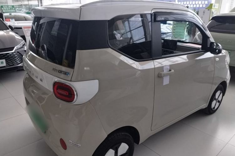 Used Wuling Hongguang MINIEV 2024 3rd Generation 215km Advanced Version Rear Right 45 Deg