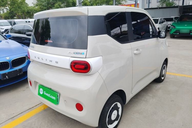 Used Wuling Hongguang MINIEV 2024 3rd Generation 215km Youth Edition Rear Right 45 Deg