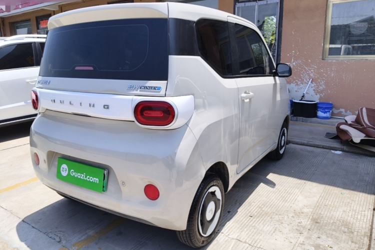Used Wuling Hongguang MINIEV 2024 3rd Generation 215km Youth Edition Rear Right 45 Deg
