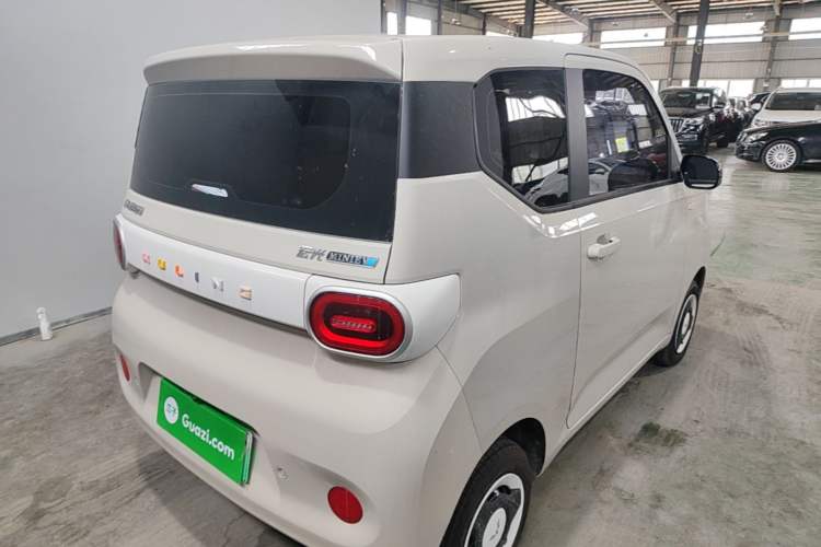 Used Wuling Hongguang MINIEV 2024 3rd Generation 215km Youth Edition Rear Right 45 Deg