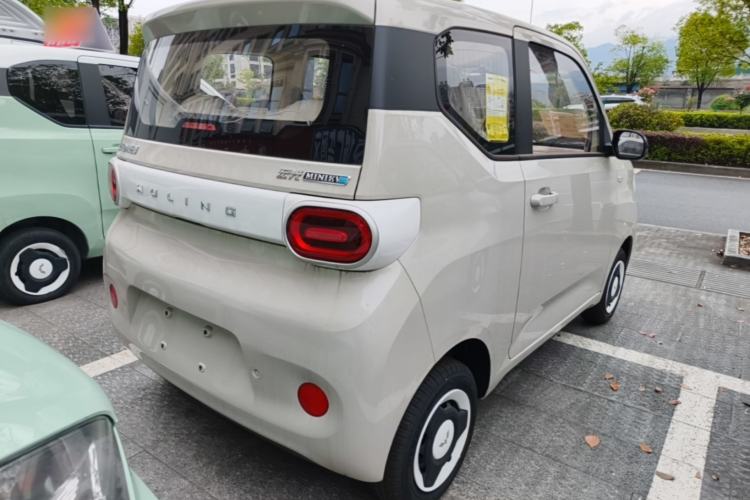 Used Wuling Hongguang MINIEV 2024 3rd Generation 215km Youth Edition Rear Right 45 Deg