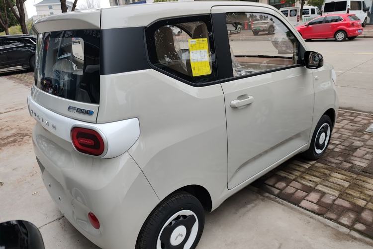 Used Wuling Hongguang MINIEV 2024 3rd Generation 215km Youth Edition Rear Right 45 Deg