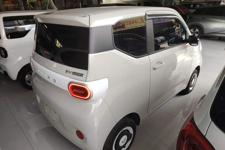 Used Wuling Hongguang MINIEV 2024 3rd Generation 215km Youth Edition Rear Right 45 Deg