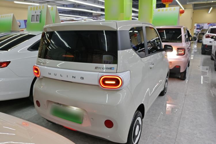 Used Wuling Hongguang MINIEV 2024 3rd Generation 215km Youth Edition Rear Right 45 Deg