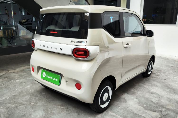 Used Wuling Hongguang MINIEV 2024 3rd Generation 215km Youth Edition Rear Right 45 Deg