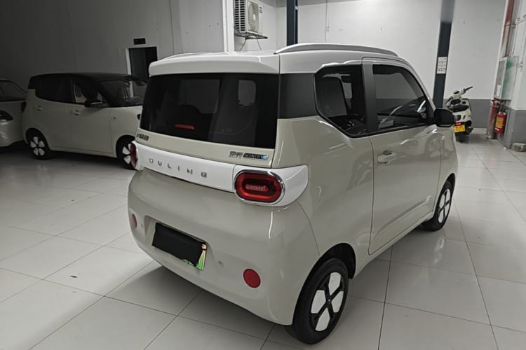 Used Wuling Hongguang MINIEV 2024 3rd Generation 215km Advanced Version Rear Right 45 Deg