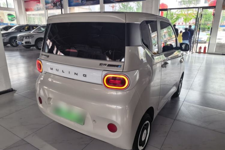 Used Wuling Hongguang MINIEV 2024 3rd Generation 215km Youth Edition Rear Right 45 Deg