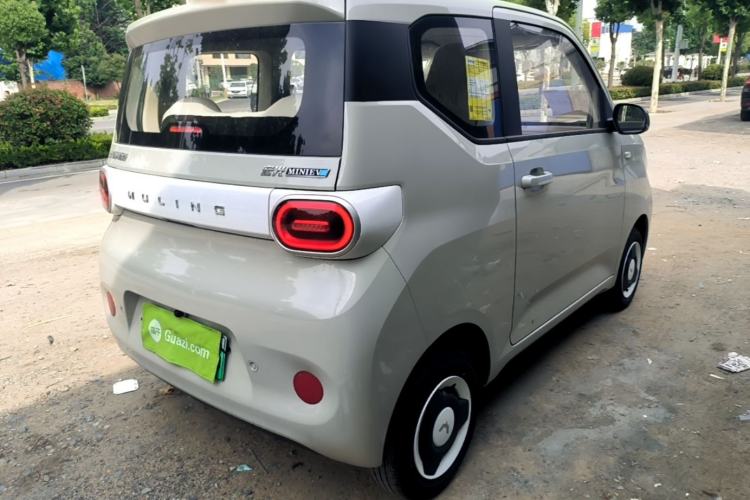 Used Wuling Hongguang MINIEV 2024 3rd Generation 215km Youth Edition Rear Right 45 Deg