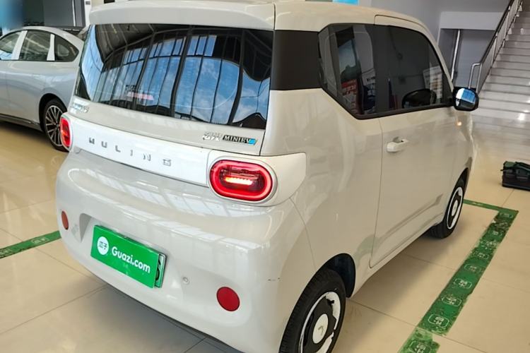 Used Wuling Hongguang MINIEV 2024 3rd Generation 215km Youth Edition Rear Right 45 Deg