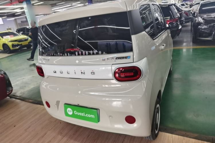 Used Wuling Hongguang MINIEV 2024 3rd Generation 215km Youth Edition Rear Right 45 Deg