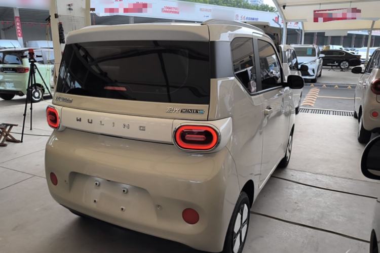 Used Wuling Hongguang MINIEV 2024 3rd Generation 215km Youth Edition Rear Right 45 Deg