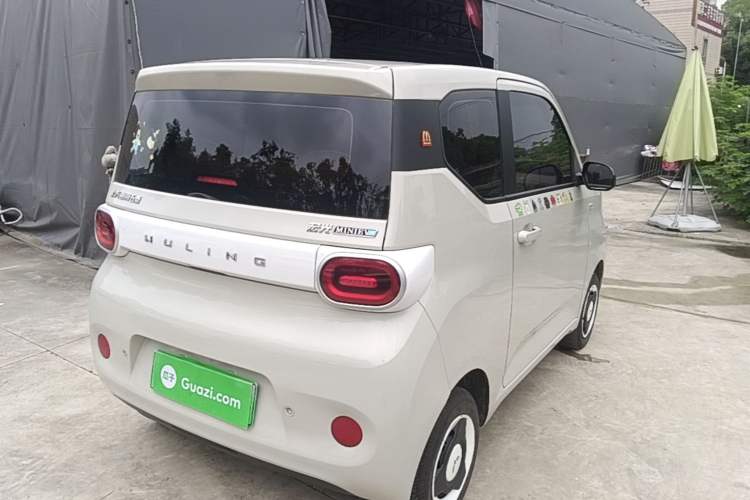 Used Wuling Hongguang MINIEV 2024 3rd Generation 215km Youth Edition Rear Right 45 Deg