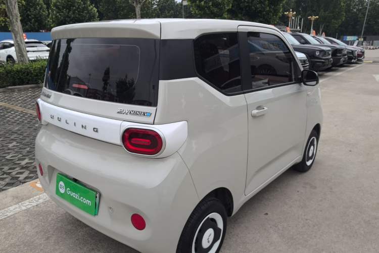 Used Wuling Hongguang MINIEV 2024 3rd Generation 215km Youth Edition Rear Right 45 Deg