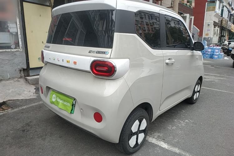 Used Wuling Hongguang MINIEV 2024 3rd Generation 215km Advanced Version Rear Right 45 Deg