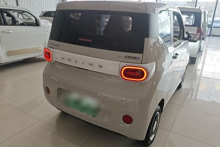 Used Wuling Hongguang MINIEV 2024 3rd Generation 215km Youth Edition Rear Right 45 Deg