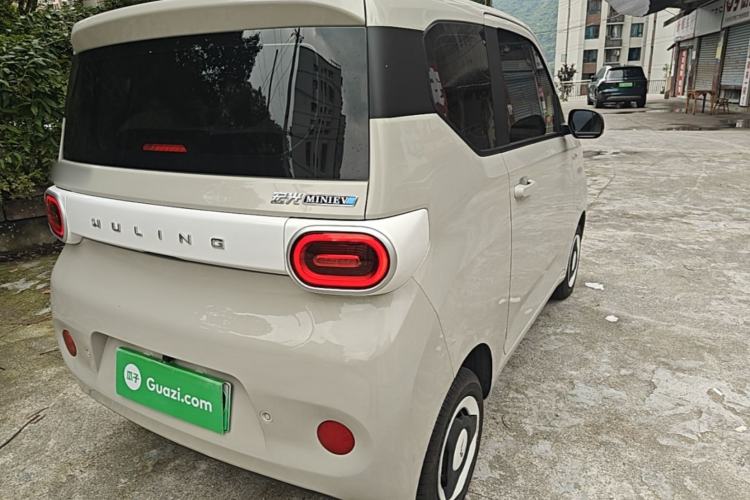 Used Wuling Hongguang MINIEV 2024 3rd Generation 215km Youth Edition Rear Right 45 Deg