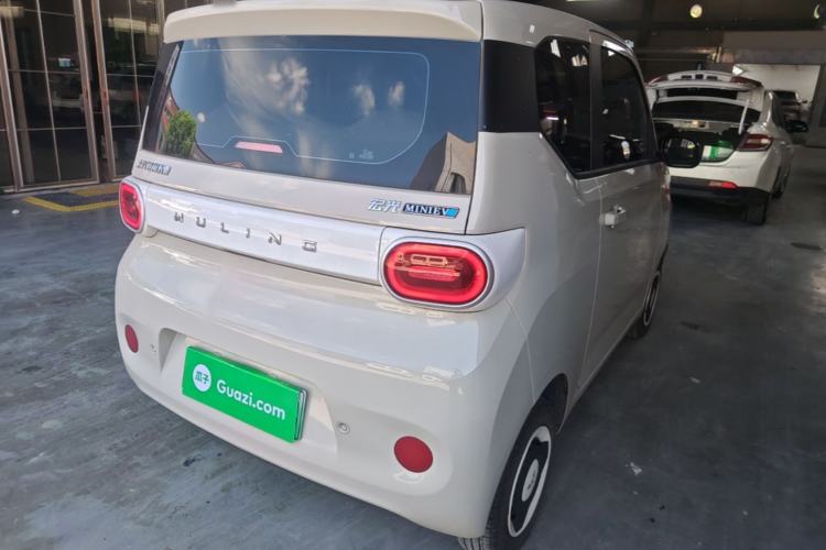 Used Wuling Hongguang MINIEV 2024 3rd Generation 215km Youth Edition Rear Right 45 Deg