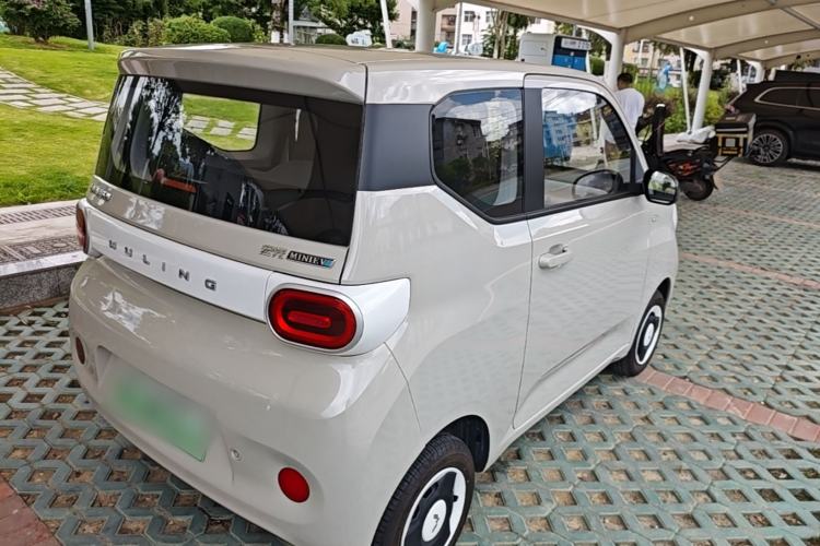 Used Wuling Hongguang MINIEV 2024 3rd Generation 215km Youth Edition Rear Right 45 Deg