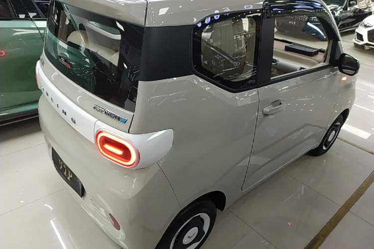 Used Wuling Hongguang MINIEV 2024 3rd Generation 215km Youth Edition Rear Right 45 Deg