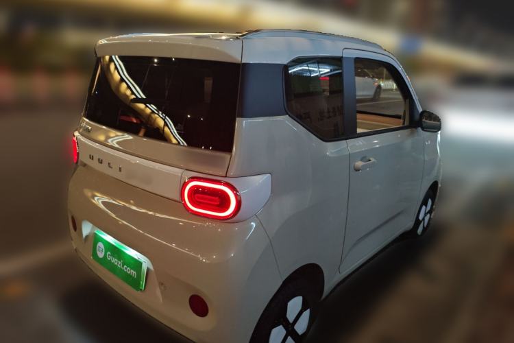 Used Wuling Hongguang MINIEV 2024 3rd Generation 215km Advanced Version Rear Right 45 Deg