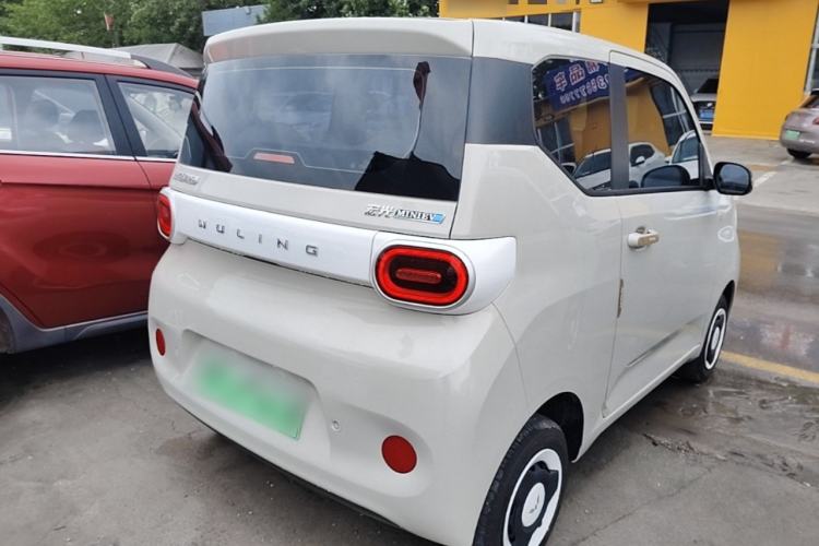 Used Wuling Hongguang MINIEV 2024 3rd Generation 215km Youth Edition Rear Right 45 Deg