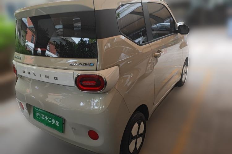 Used Wuling Hongguang MINIEV 2024 3rd Generation 215km Advanced Version Rear Right 45 Deg