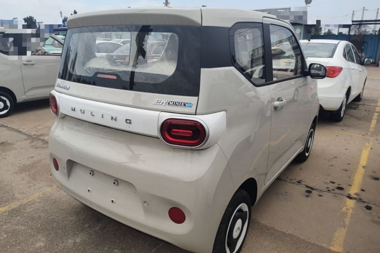 Used Wuling Hongguang MINIEV 2024 3rd Generation 215km Youth Edition Rear Right 45 Deg