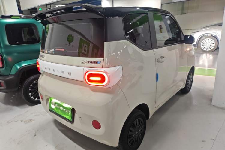 Used Wuling Hongguang MINIEV 2024 3rd Generation 215km Youth Edition Rear Right 45 Deg