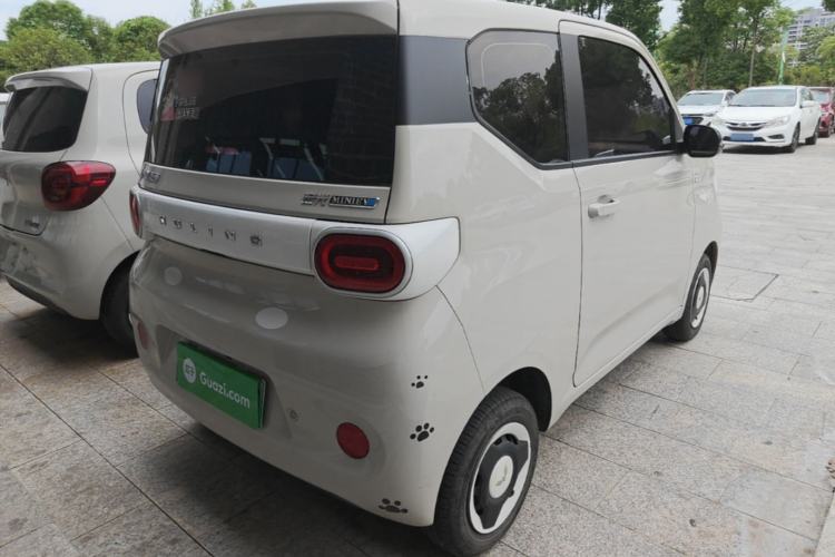 Used Wuling Hongguang MINIEV 2024 3rd Generation 215km Youth Edition Rear Right 45 Deg