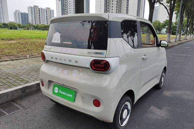 Used Wuling Hongguang MINIEV 2024 3rd Generation 215km Youth Edition Rear Right 45 Deg