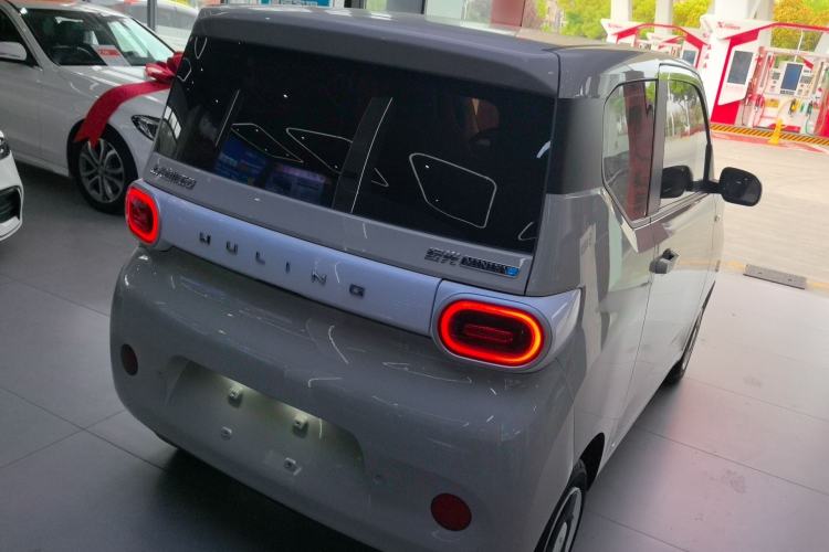Used Wuling Hongguang MINIEV 2024 3rd Generation 215km Youth Edition Rear Right 45 Deg