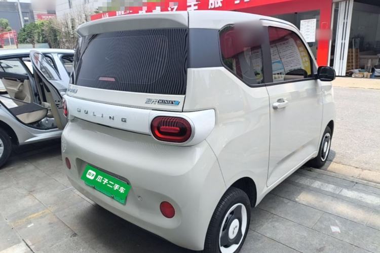 Used Wuling Hongguang MINIEV 2024 3rd Generation 215km Youth Edition Rear Right 45 Deg