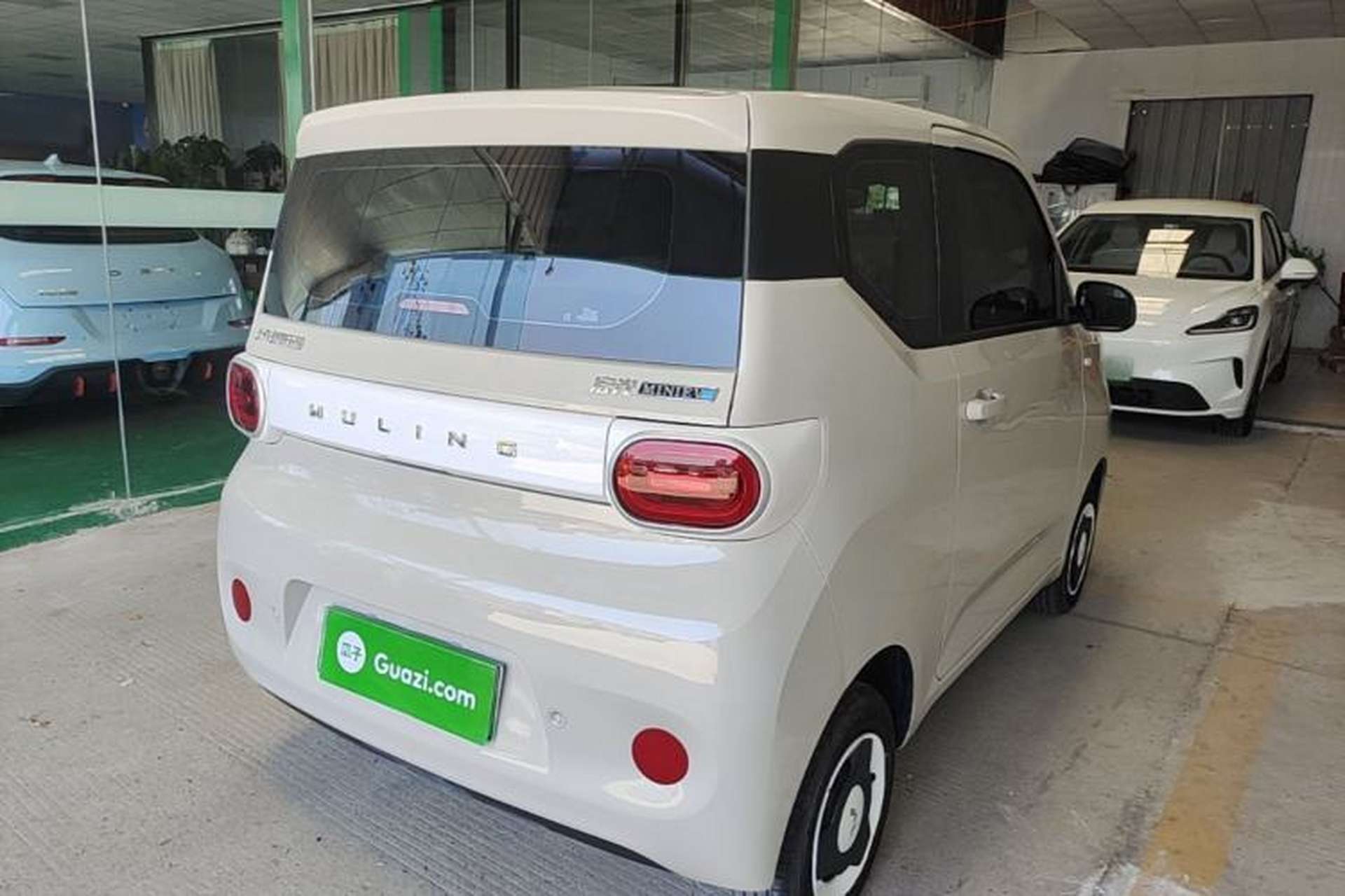 Used Wuling Hongguang MINIEV 2024 3rd Generation 215km Youth Edition Rear Right 45 Deg