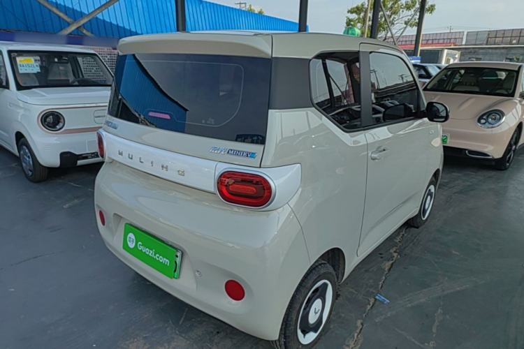 Used Wuling Hongguang MINIEV 2024 3rd Generation 215km Youth Edition Rear Right 45 Deg